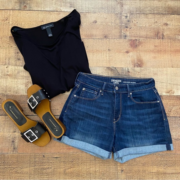 LEVIS Denizen Hi Rise Denim Shorts... GREAT STRETCH, COMFORT - Picture 2 of 9